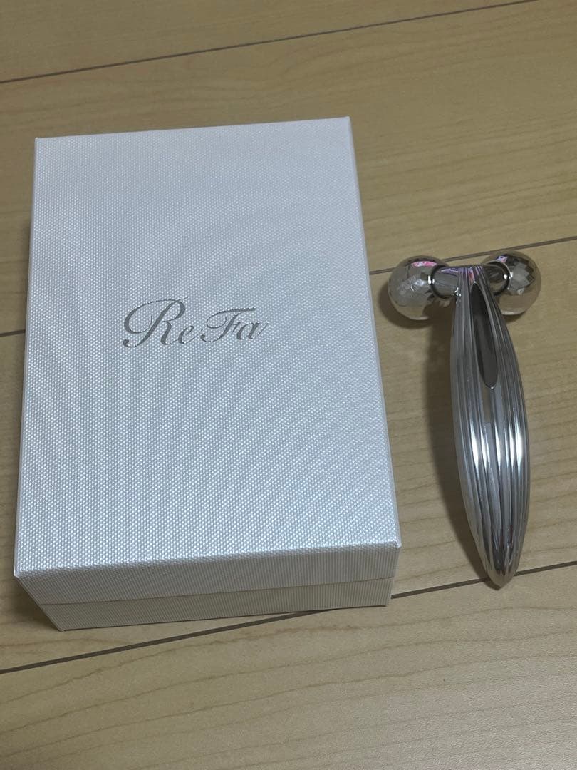 スーパーチョコチップ【ReFa】美品✨美顔ローラー シルバー