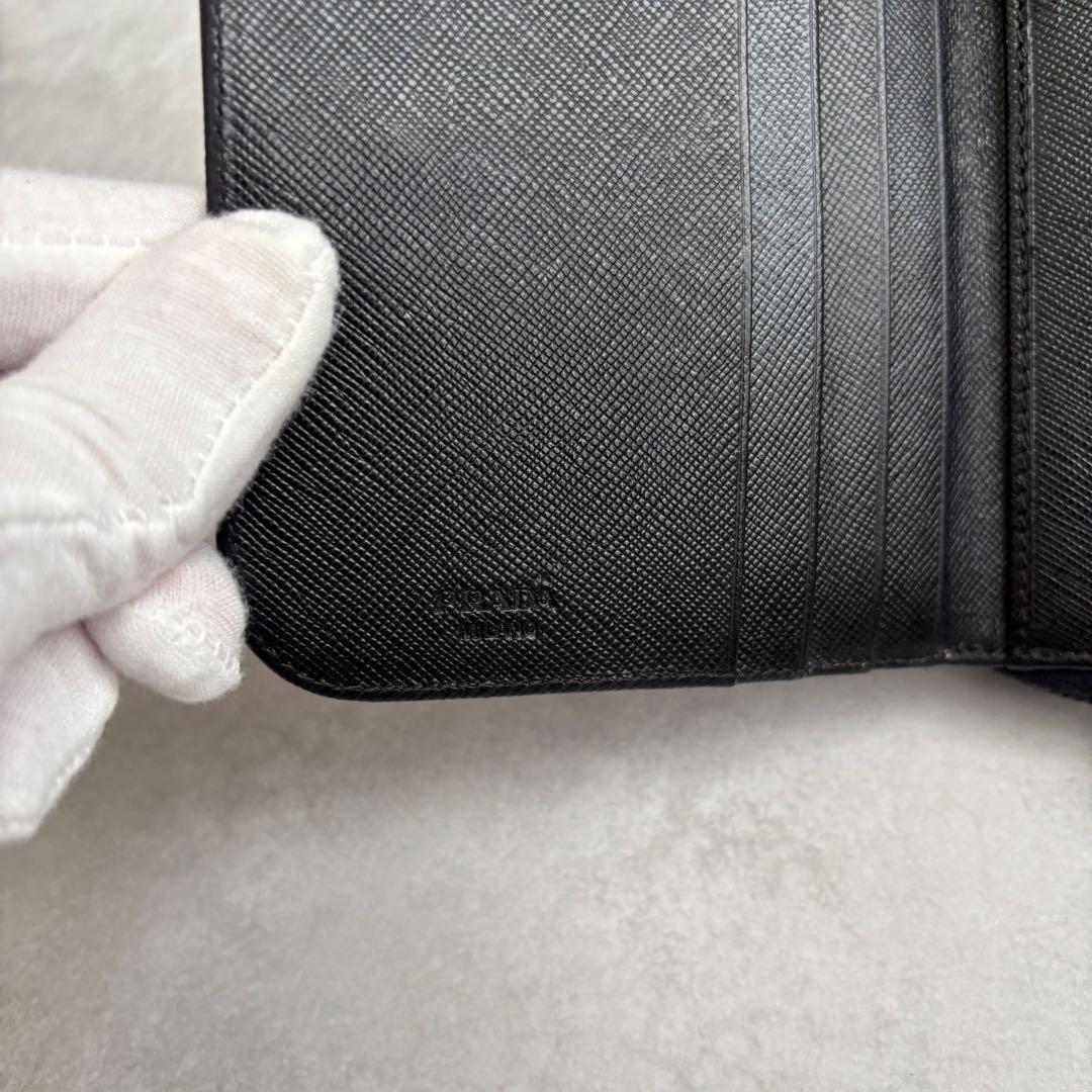 値下げ済み PRADA コンパクトウォレット サフィアーノレザー ブラック