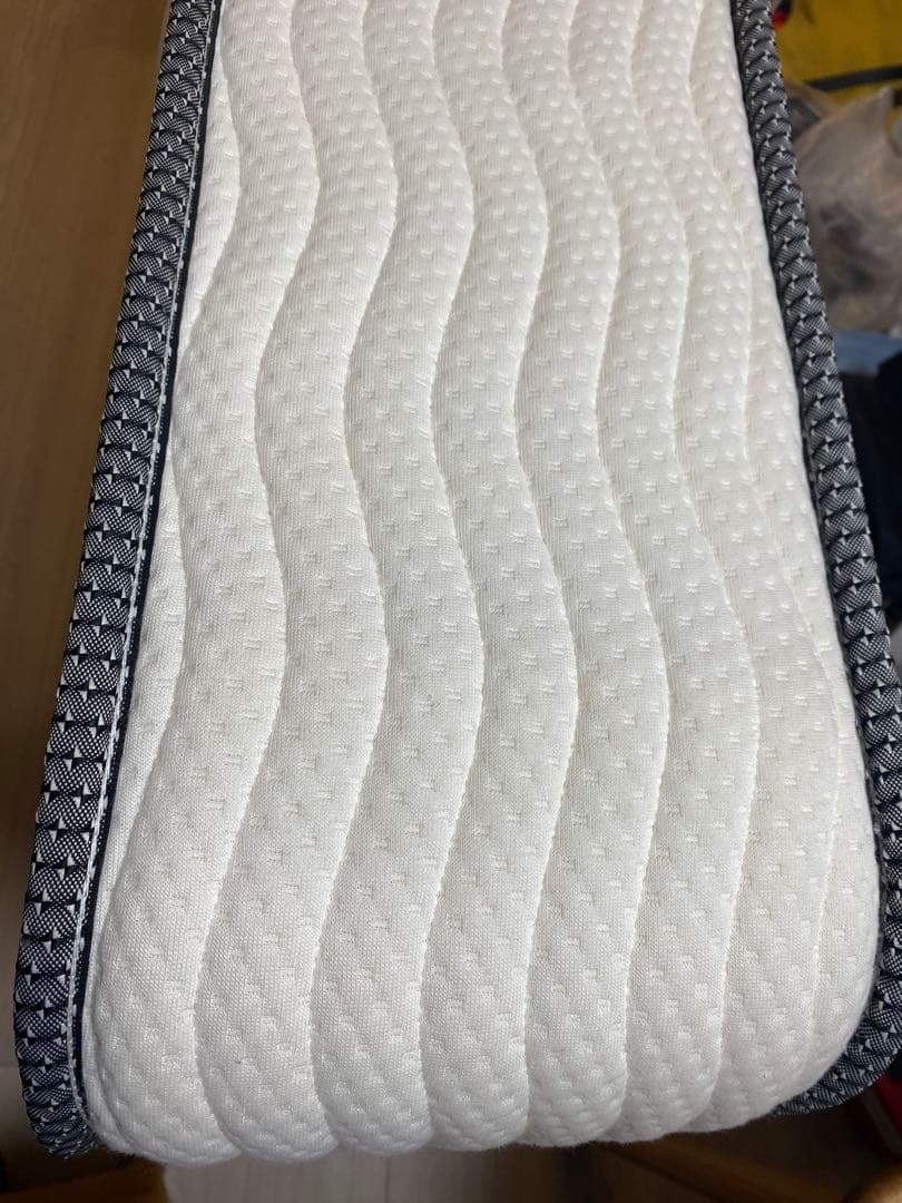 [ぱ~子] ゴールデンバリューR シングルマットレス