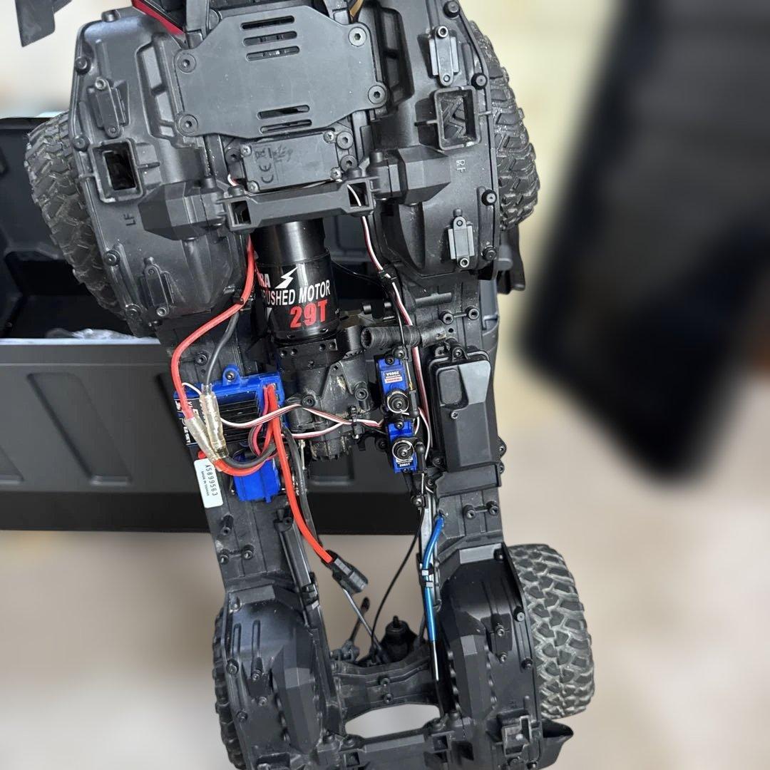 トラクサスtrx4 ブロンコ　ディフェンダーボディ 11/14〜18まで