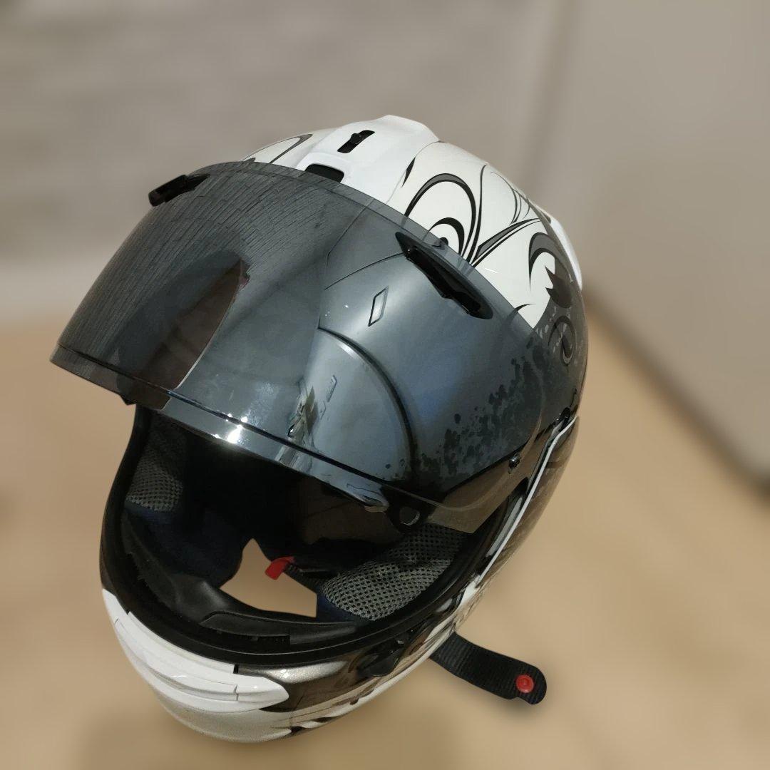 Arai フルフェイスヘルメット ホワイト/ブラック