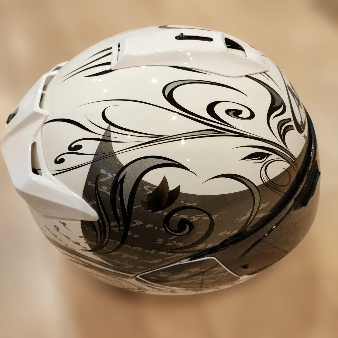 Arai フルフェイスヘルメット ホワイト/ブラック