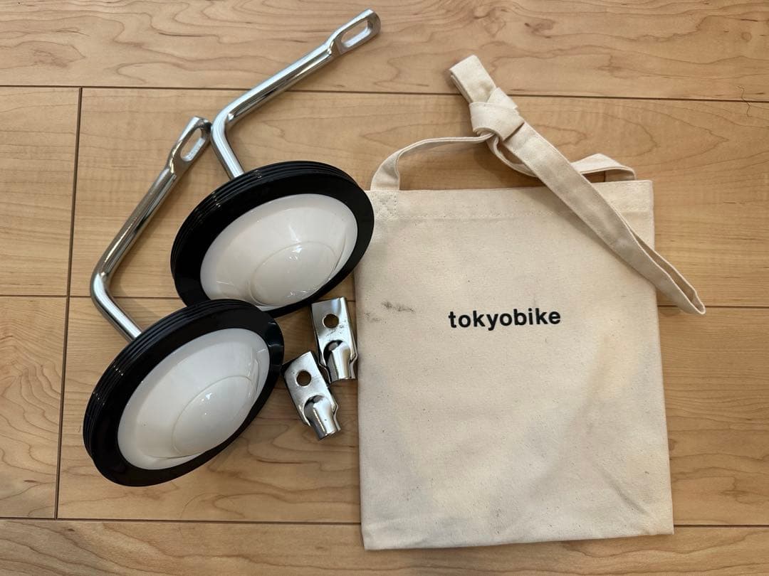 【都内引取】little tokyobike 18インチ・前カゴ・補助輪付き