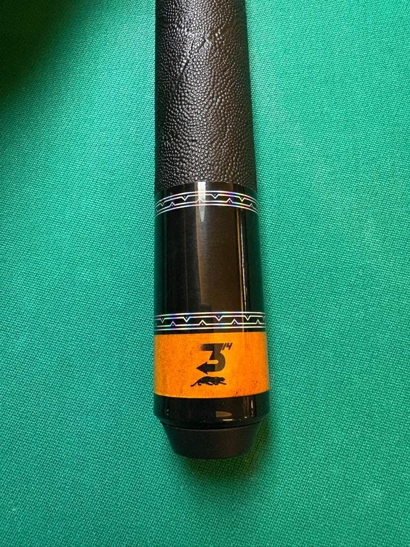 【ユニロック対応】1/2分割 ビリヤードキュー オレンジ×黒 炭素繊維シャフト