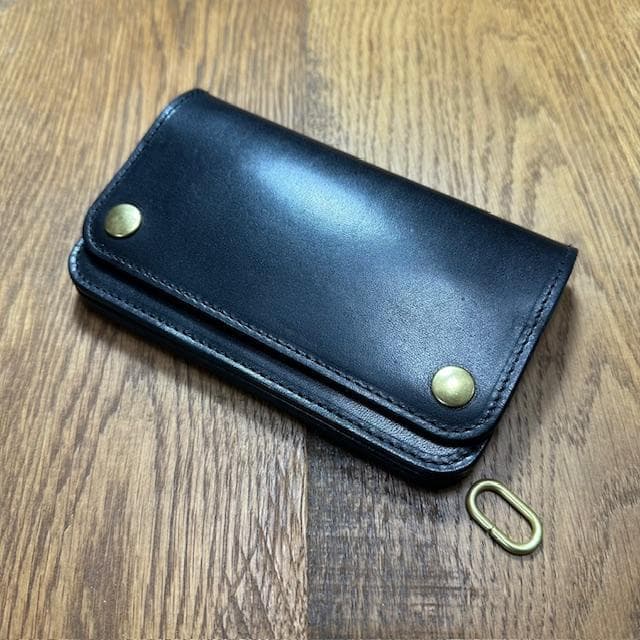もとまち　ミドルトラッカーウォレット　栃木レザーブラック　真鍮