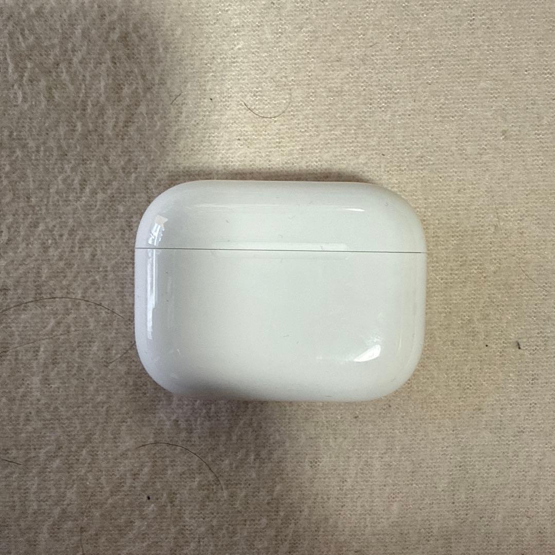 Apple AirPods Pro 第3世代 本体 保護ケース付き