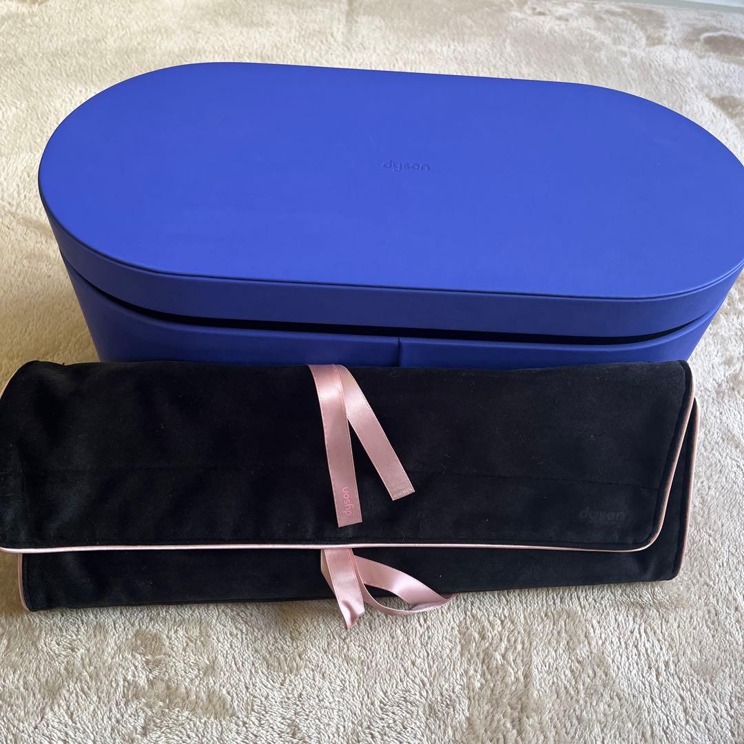 Dyson Supersonic ヘアドライヤー 付属品付き