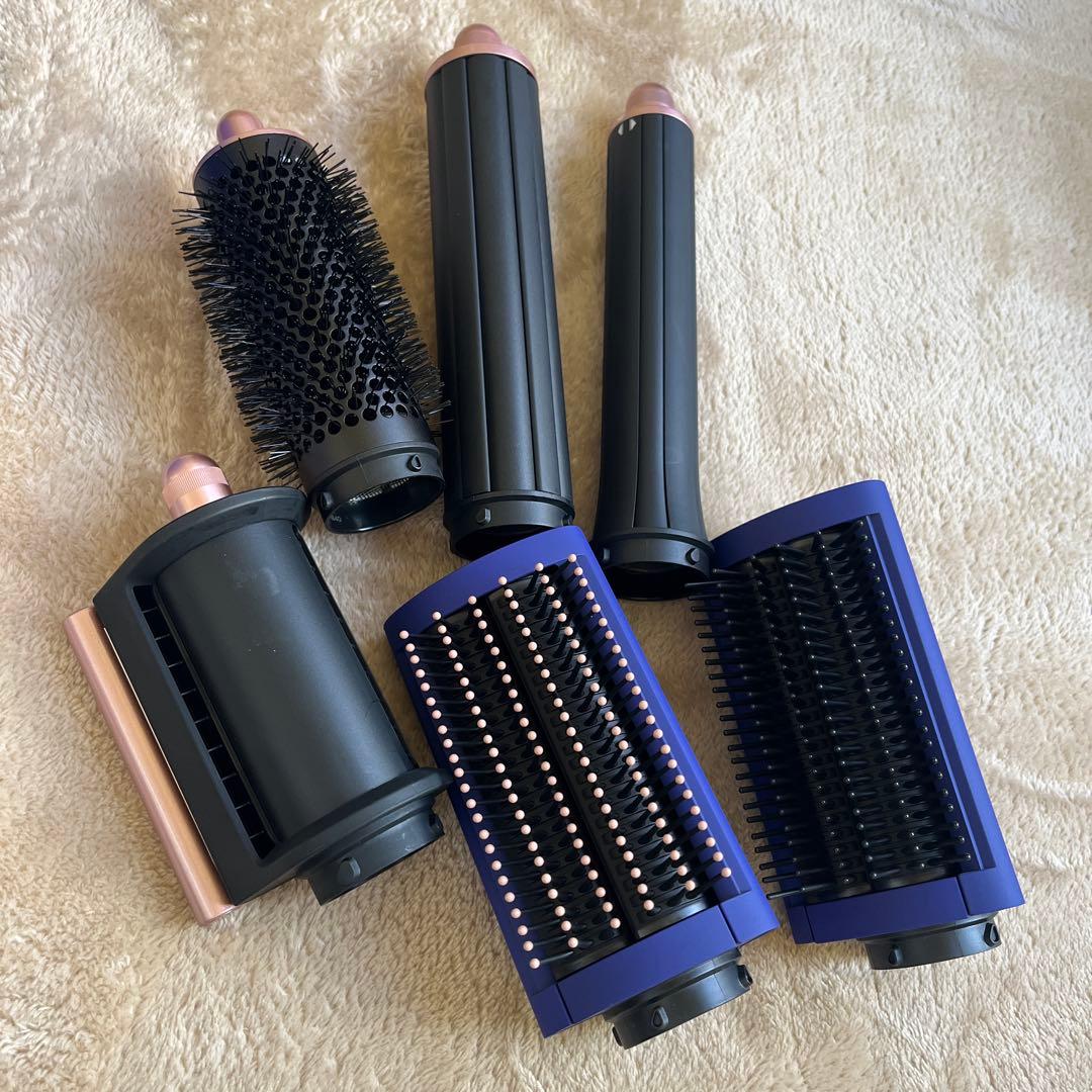 Dyson Supersonic ヘアドライヤー 付属品付き