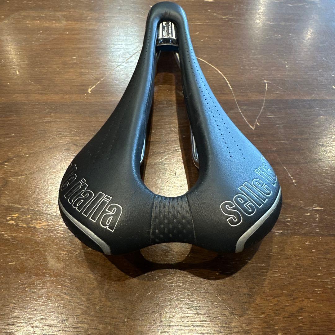 Selle Italia SLR ブラック サドル