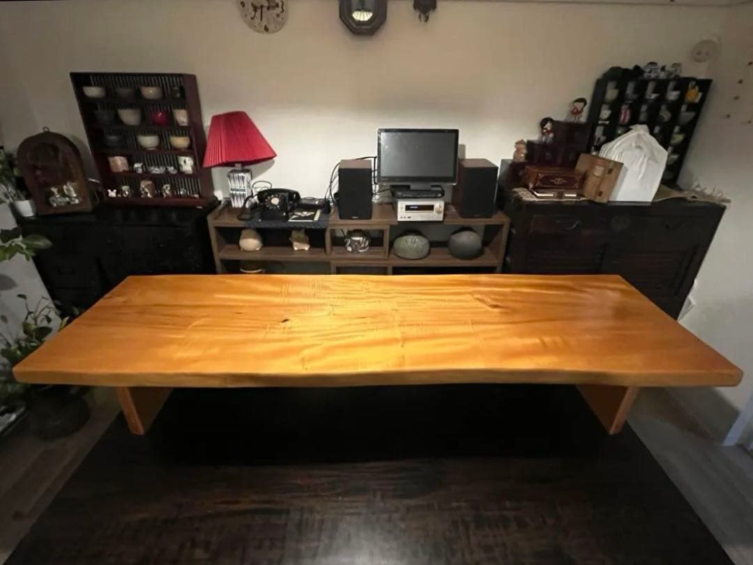 桜か栃の木製の座卓（テーブル）