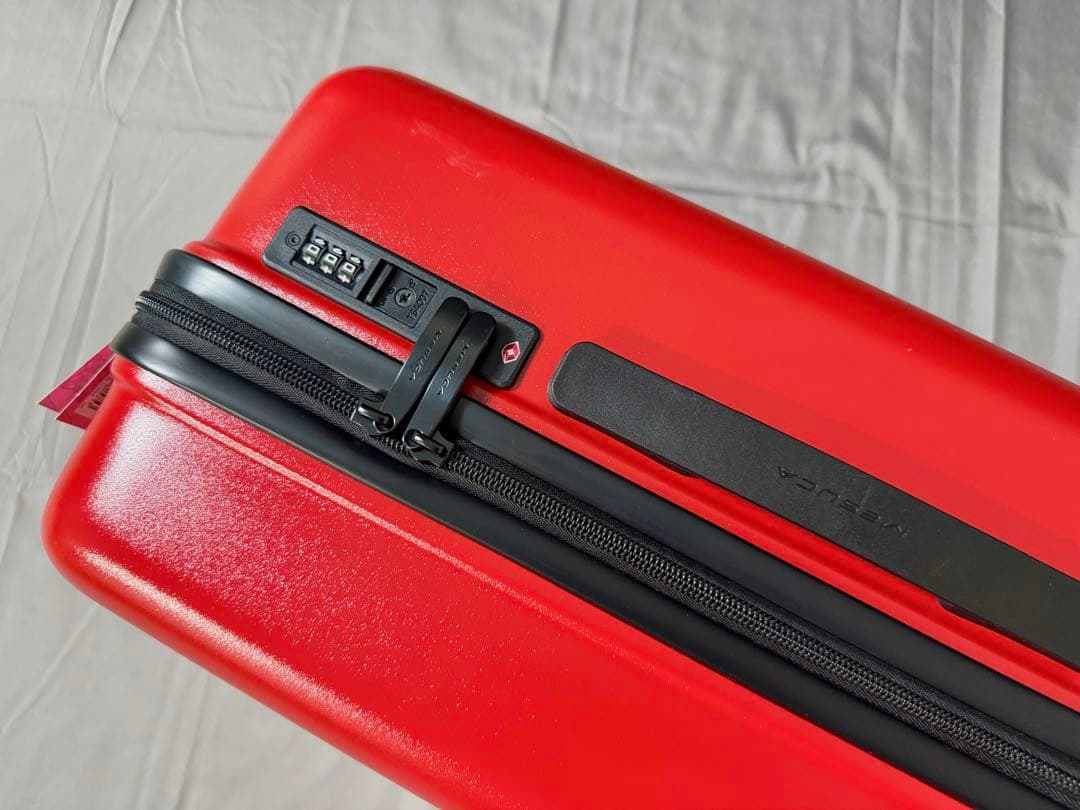 新品未使用 ディズニー ミニー スーツケース 20インチ TSAロック付 赤