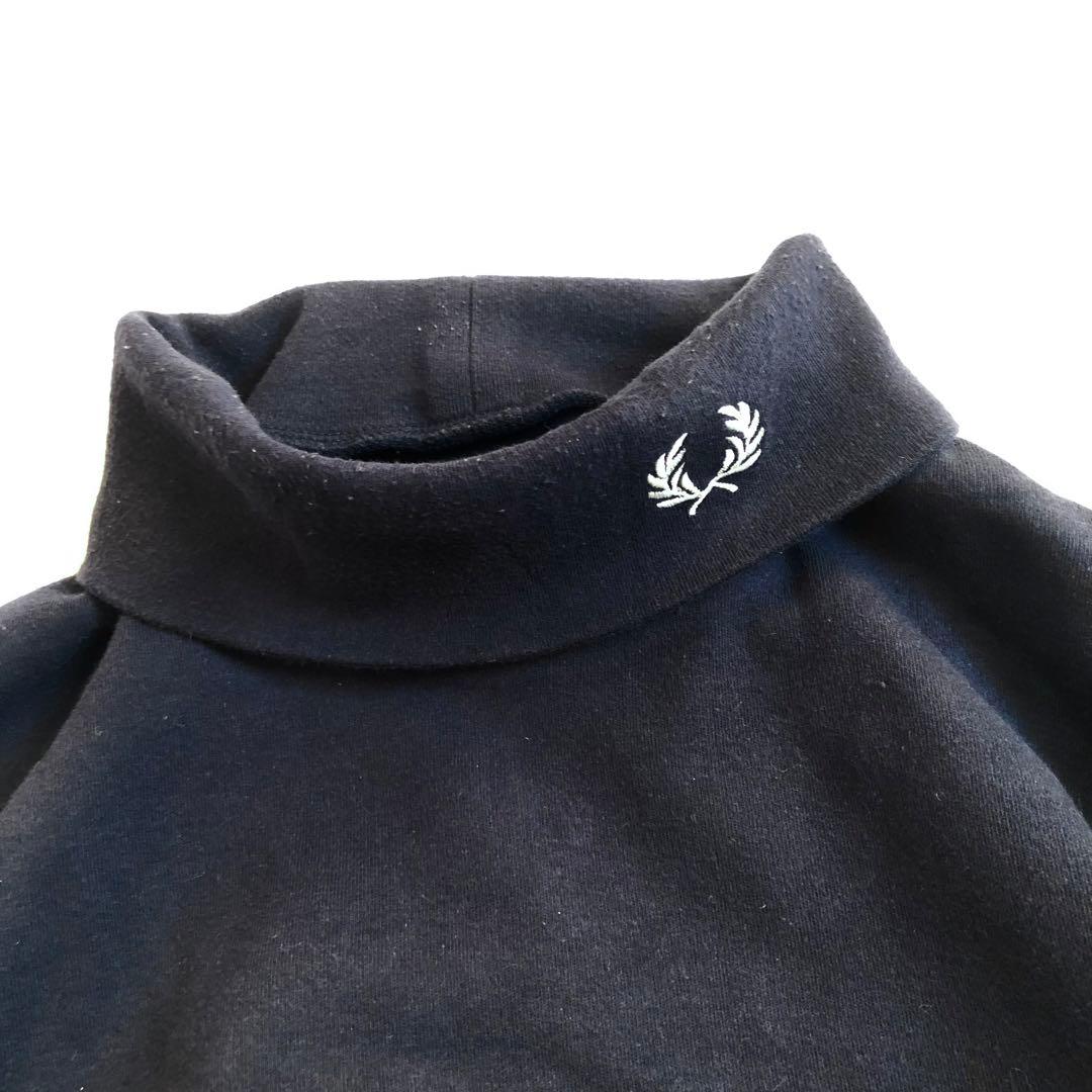FRED PERRY×BEAMS 別注 タートルネック Tシャツ 月桂樹ロゴ刺繍