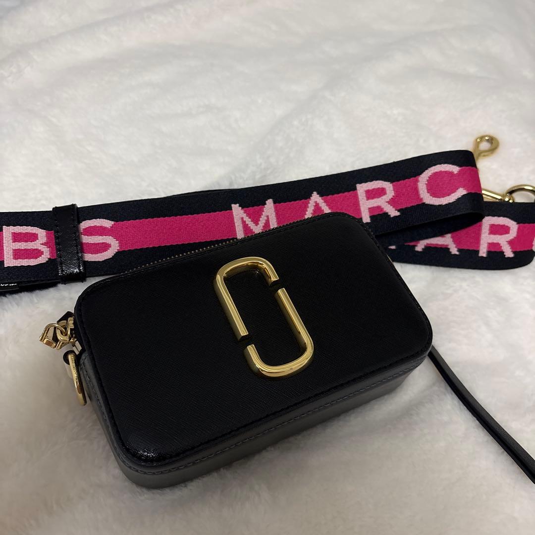 Marc Jacobs ブラック ショルダーバッグ
