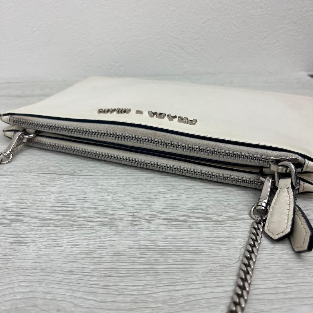 希少✨ PRADA プラダ ショルダーバッグチェーン クラッチバッグ 2way