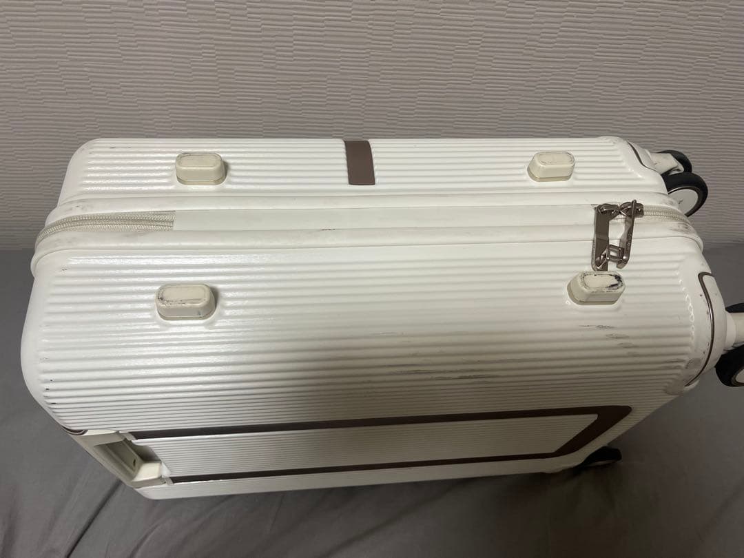 サムソナイト ミンター スピナー55 アイボリー チャック故障 機内持ち込み