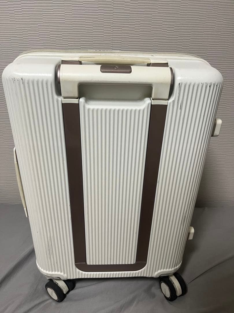 サムソナイト ミンター スピナー55 アイボリー チャック故障 機内持ち込み