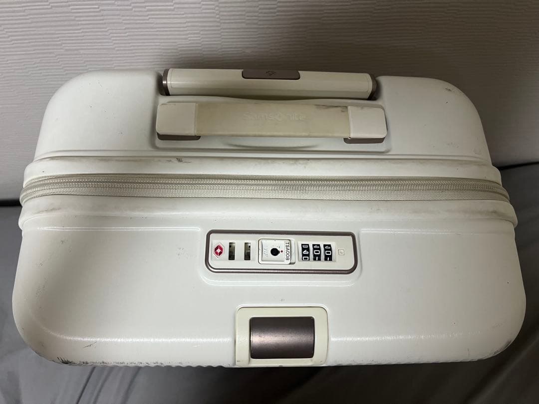 サムソナイト ミンター スピナー55 アイボリー チャック故障 機内持ち込み