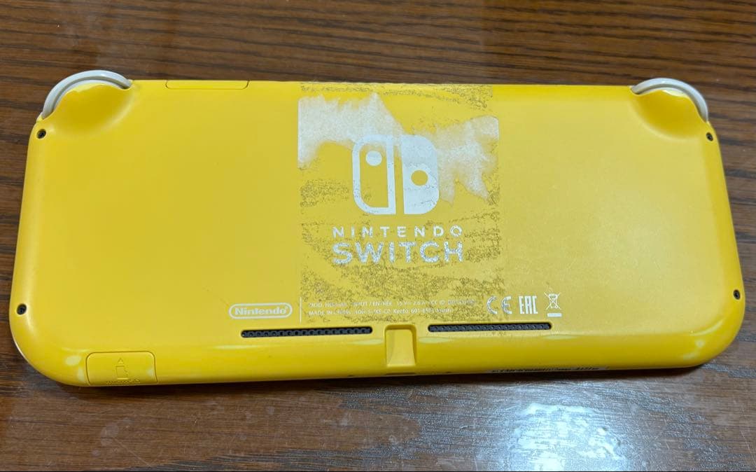 ニンテンドースイッチライト　イエロー　ジャンク品