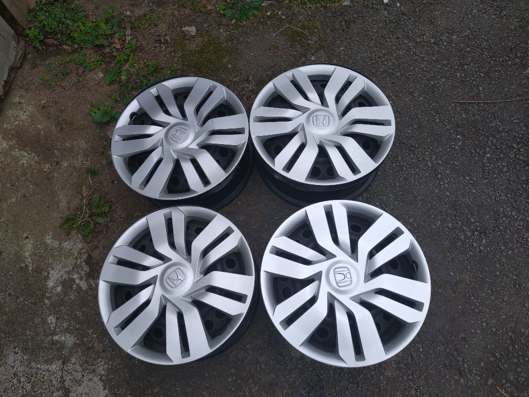 ホンダ純正フィットスチールホイール　中古