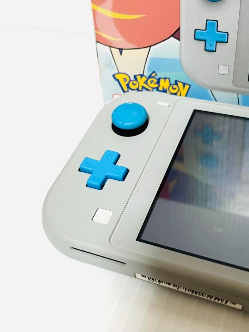 Nintendo Switch LITE ザシアン　ザマゼンタ　限定