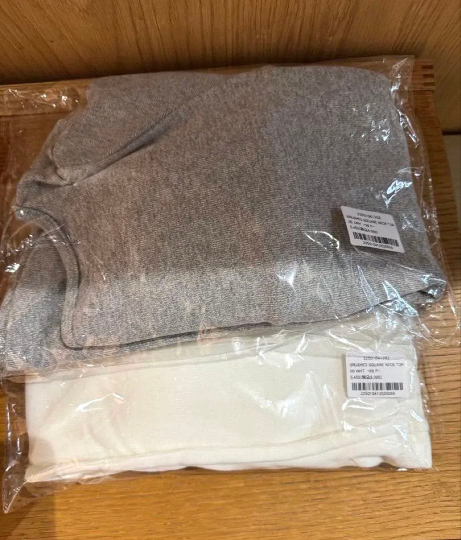 トップス efu BRUSHED SQUARE NECK TOP