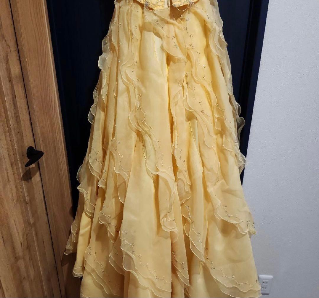ウエディング、演奏会　黄色にキラキラが一杯ついたかわいいドレス　Sサイズ