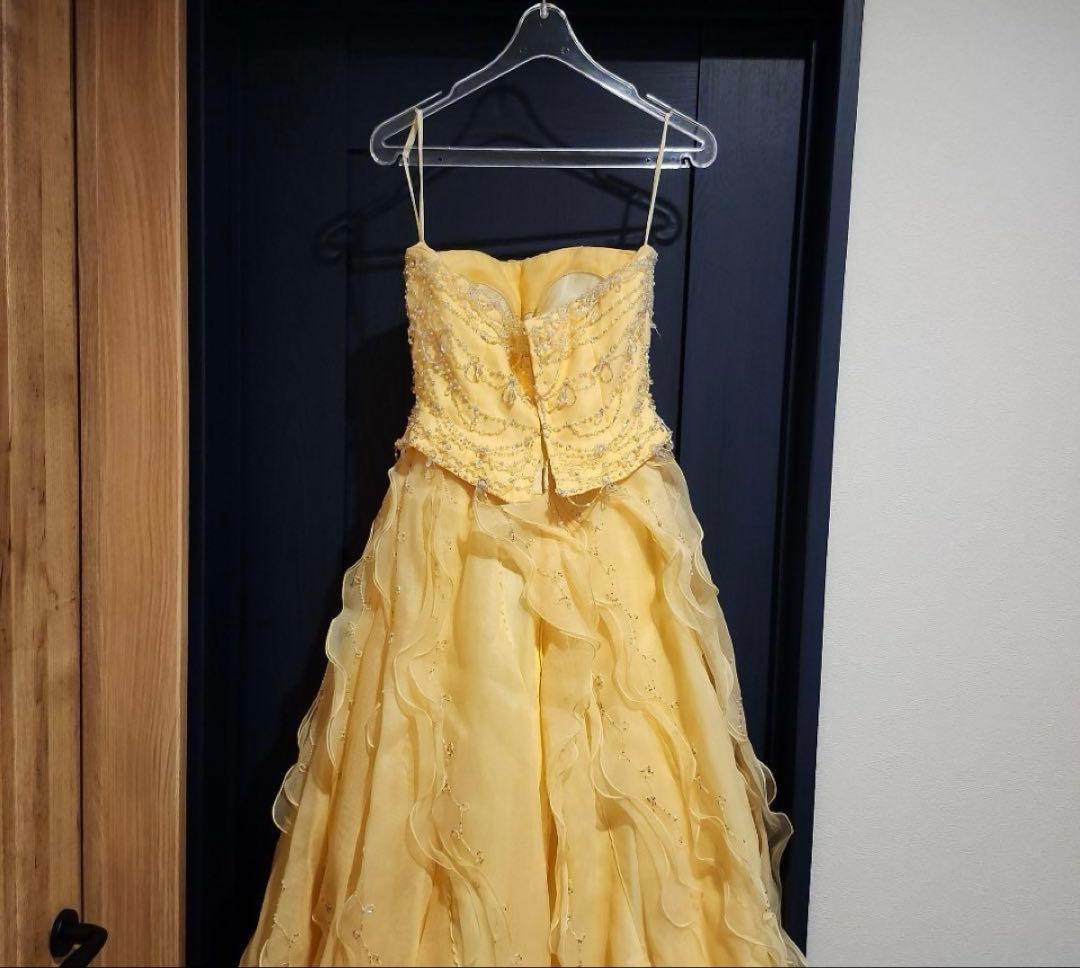ウエディング、演奏会　黄色にキラキラが一杯ついたかわいいドレス　Sサイズ