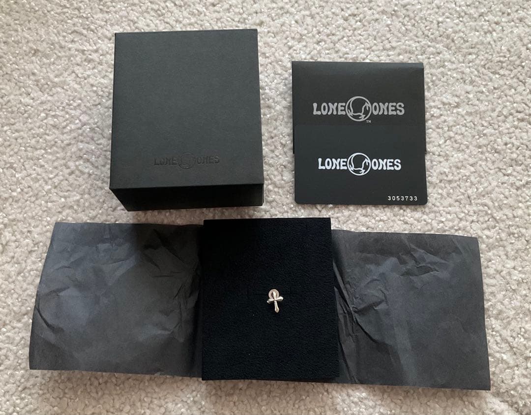 ロンワンズ シルク クロス スタッド イヤリング ピアス 新品 未使用