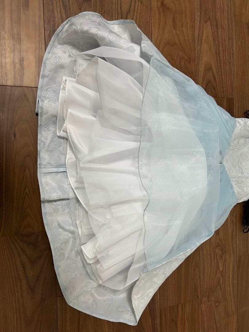 ビビディバビディブティック　シンデレラドレス　ティアラ グローブ ヘア 靴