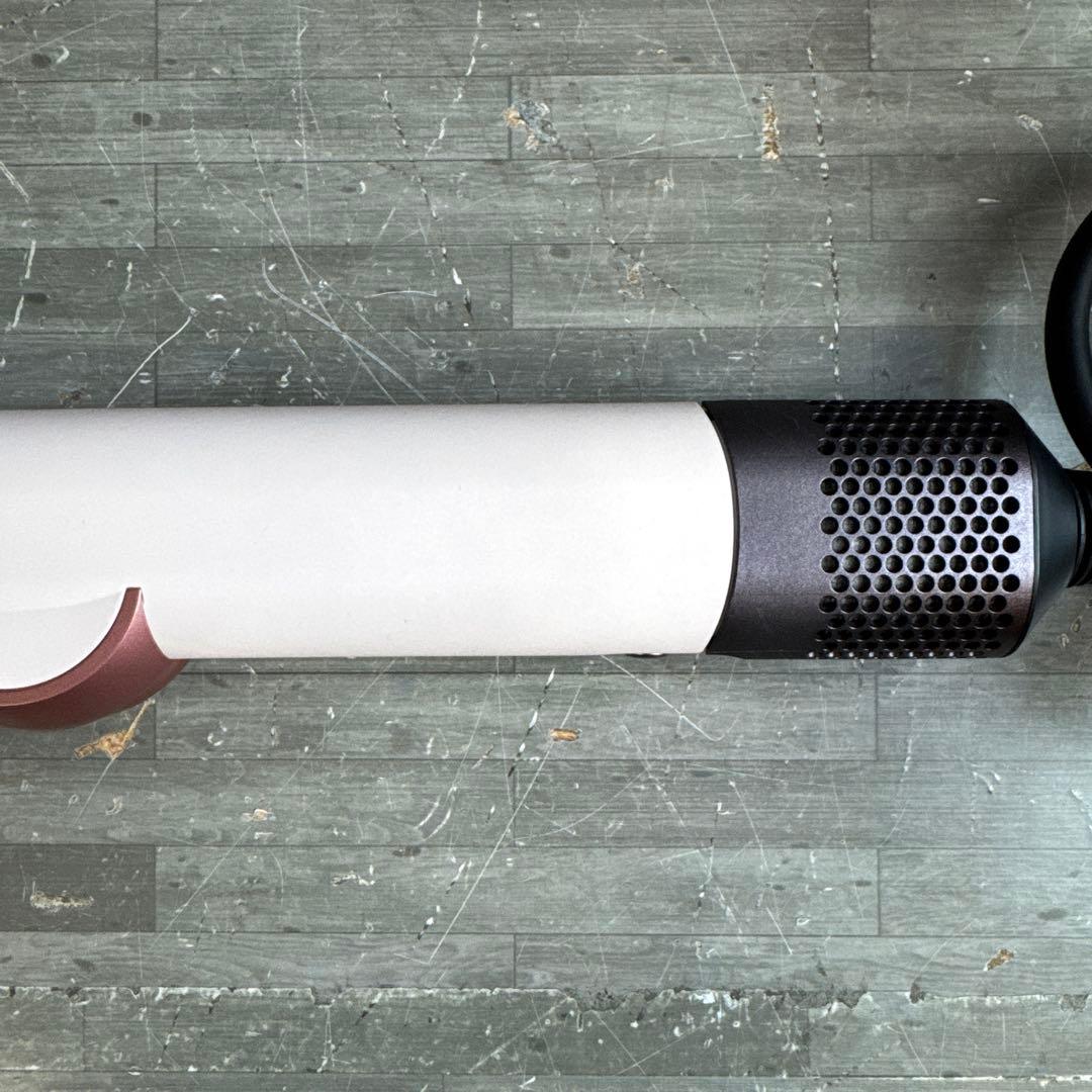 Dysonドライヤー ストレイトナー ダイソン Airstrait