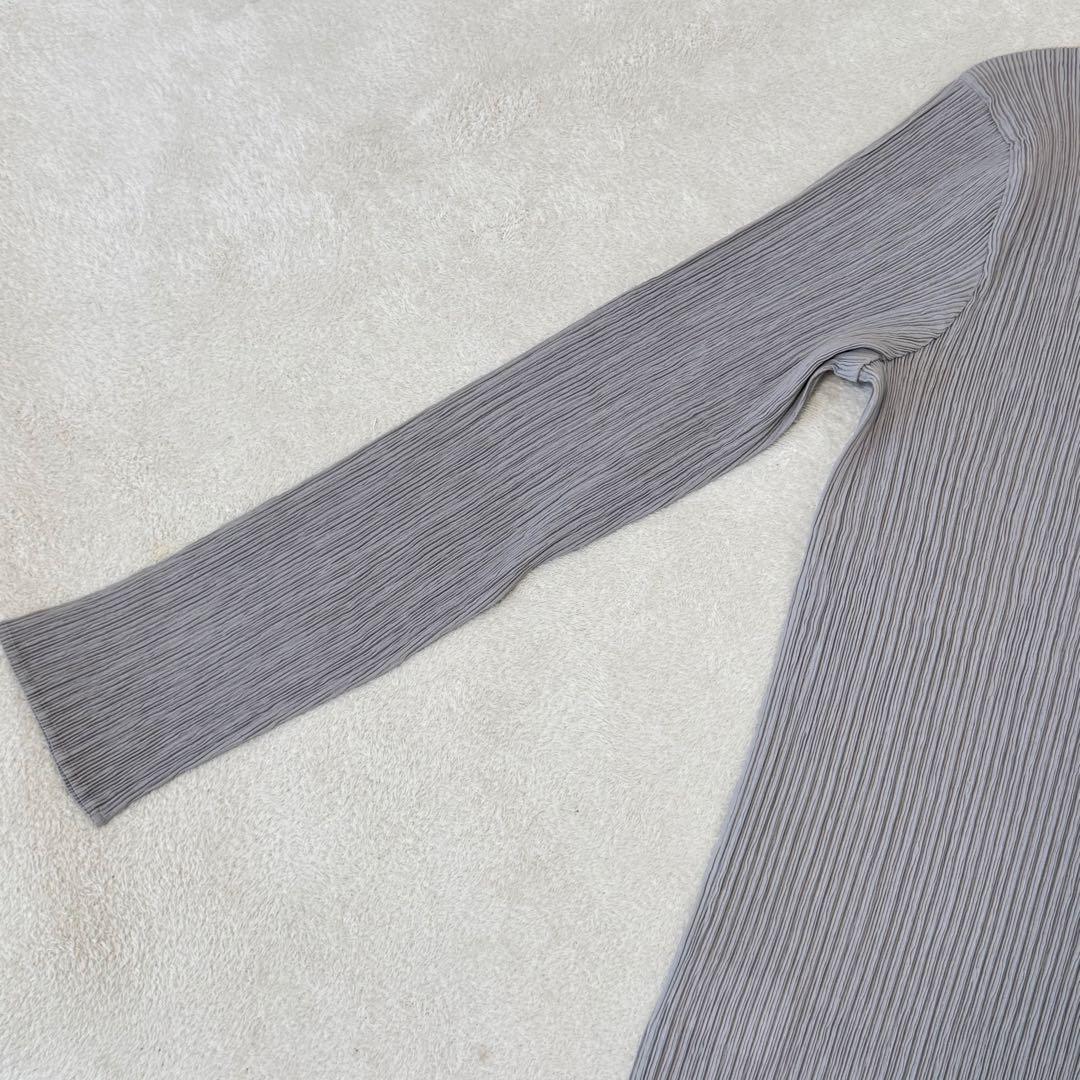 極美品✨ISSEY MIYAKE プリーツ　グレー　長袖　ハイネック　Lサイズ