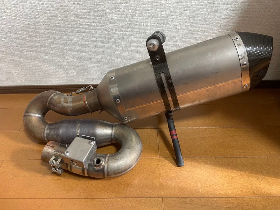 CBR1000RR(sc59) AKRAPOVIC マフラー ステンレスカーボン