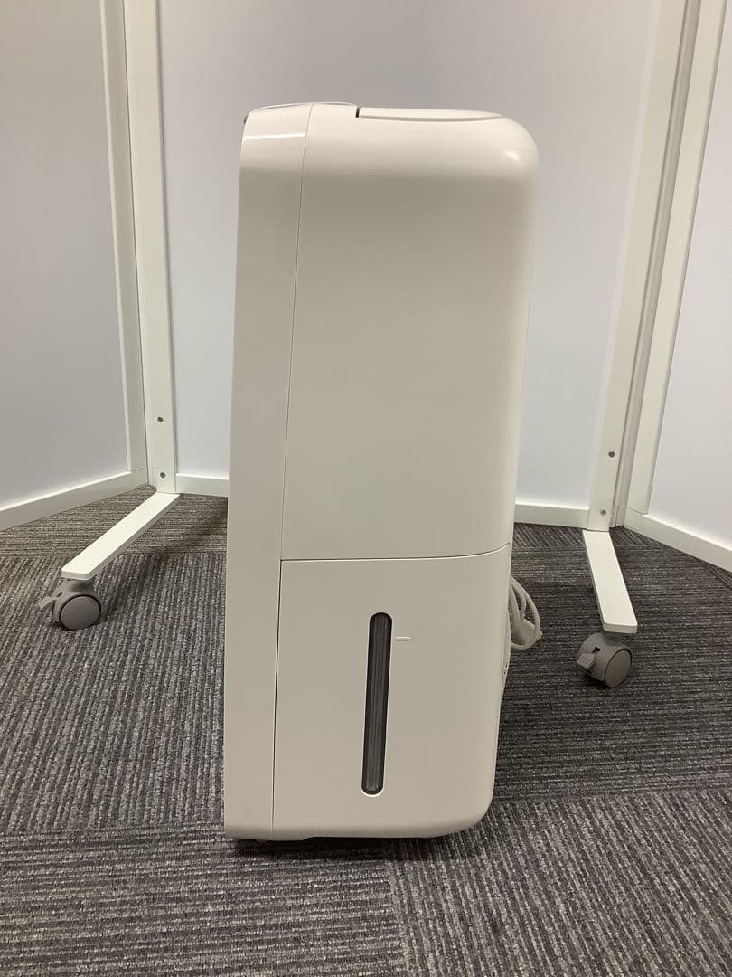 【状態良好】シャープ 除湿機 CV-P71-W 2023年製 プラズマクラスター