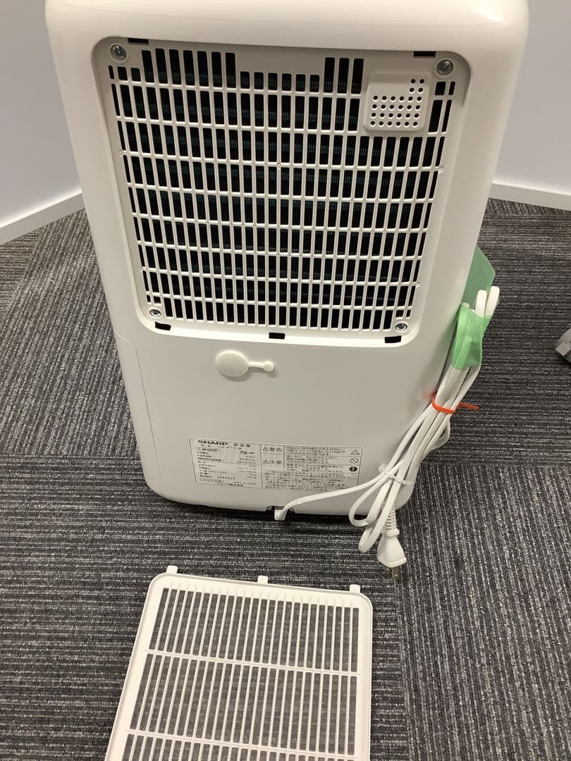 【状態良好】シャープ 除湿機 CV-P71-W 2023年製 プラズマクラスター