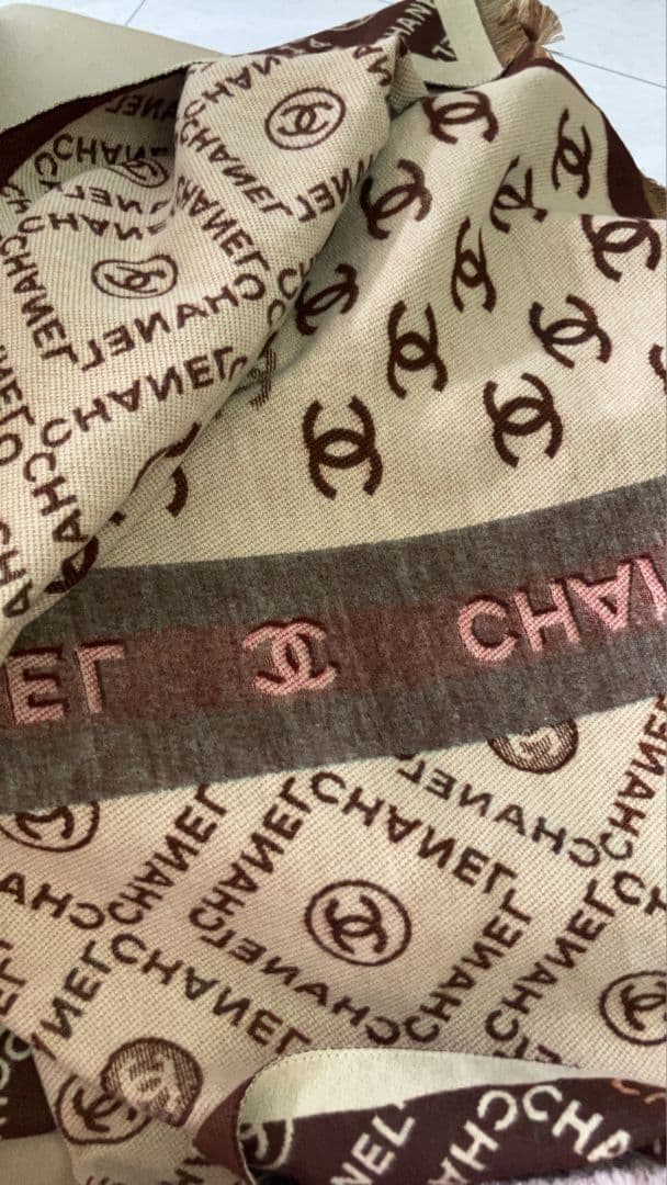 CHANEL ロゴマフラー ベージュ/ブラウン