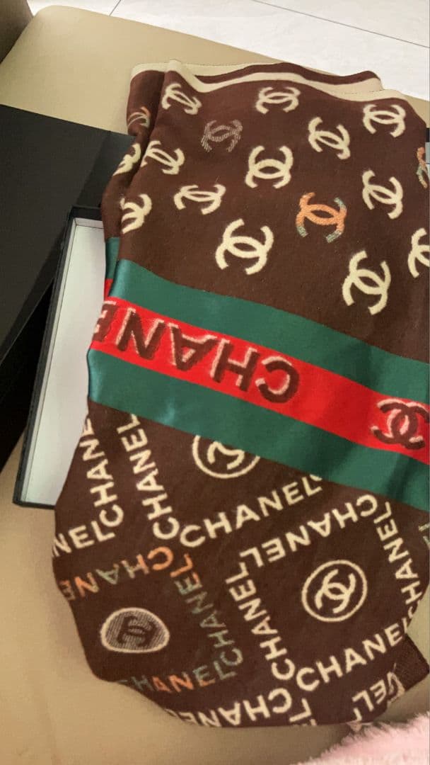 CHANEL ロゴマフラー ベージュ/ブラウン