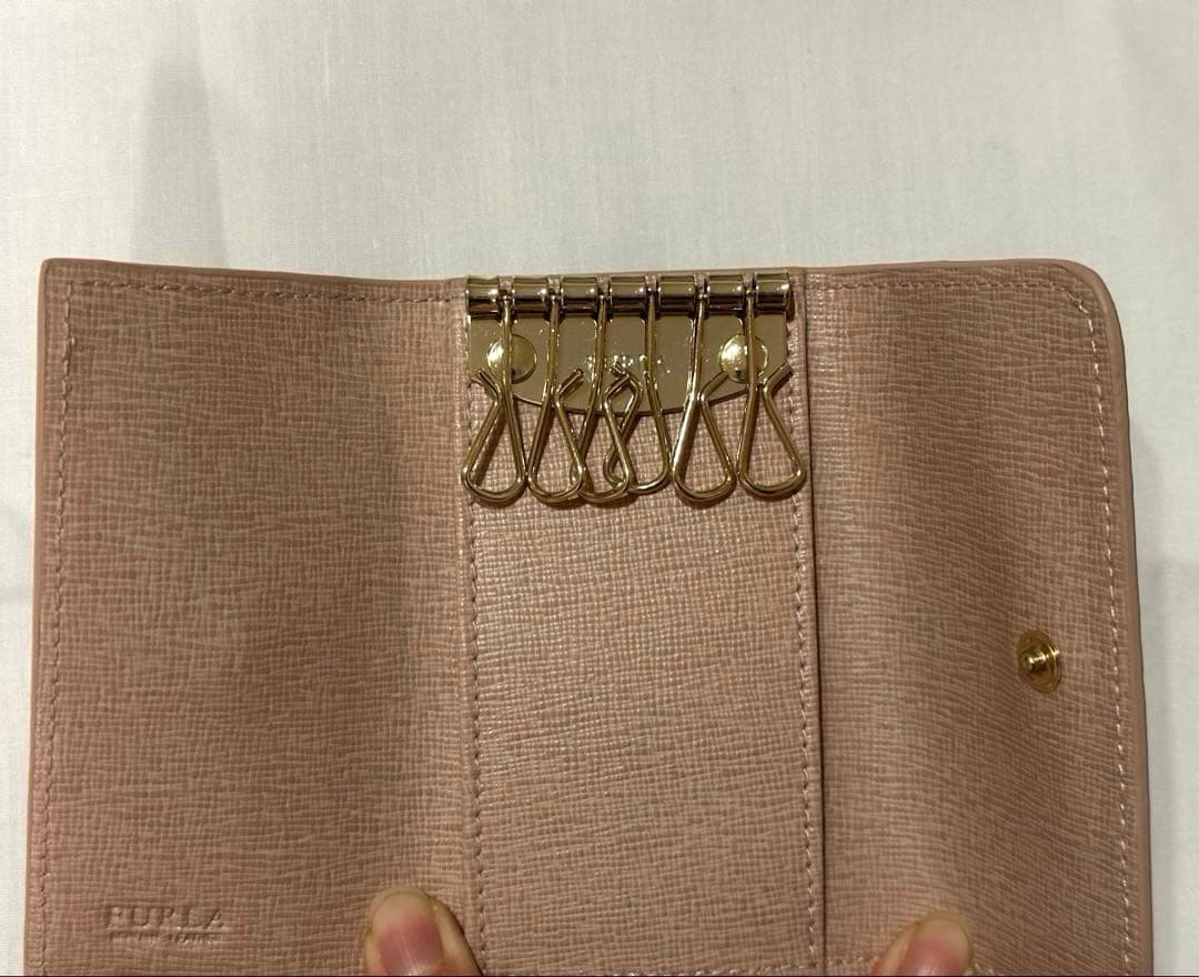 FURLA キーケース　ピンクベージュ