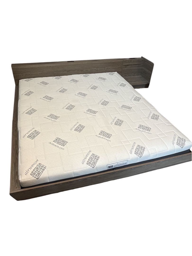 女性オーナーエアウィーブ　マットレス　フレームL03クイーン