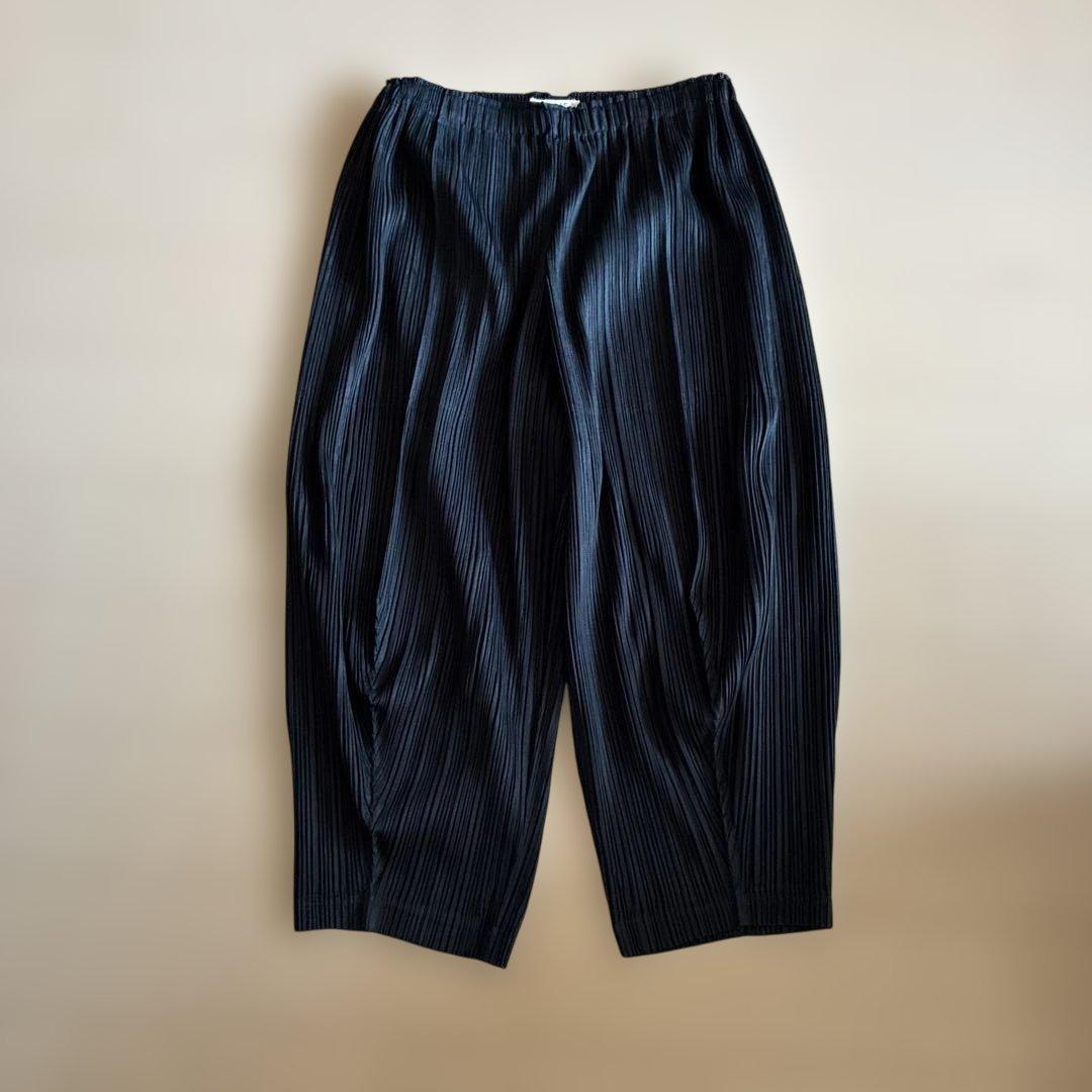 す*み様 PLEATS PLEASE プリーツプリーズ テーパード　パンツ