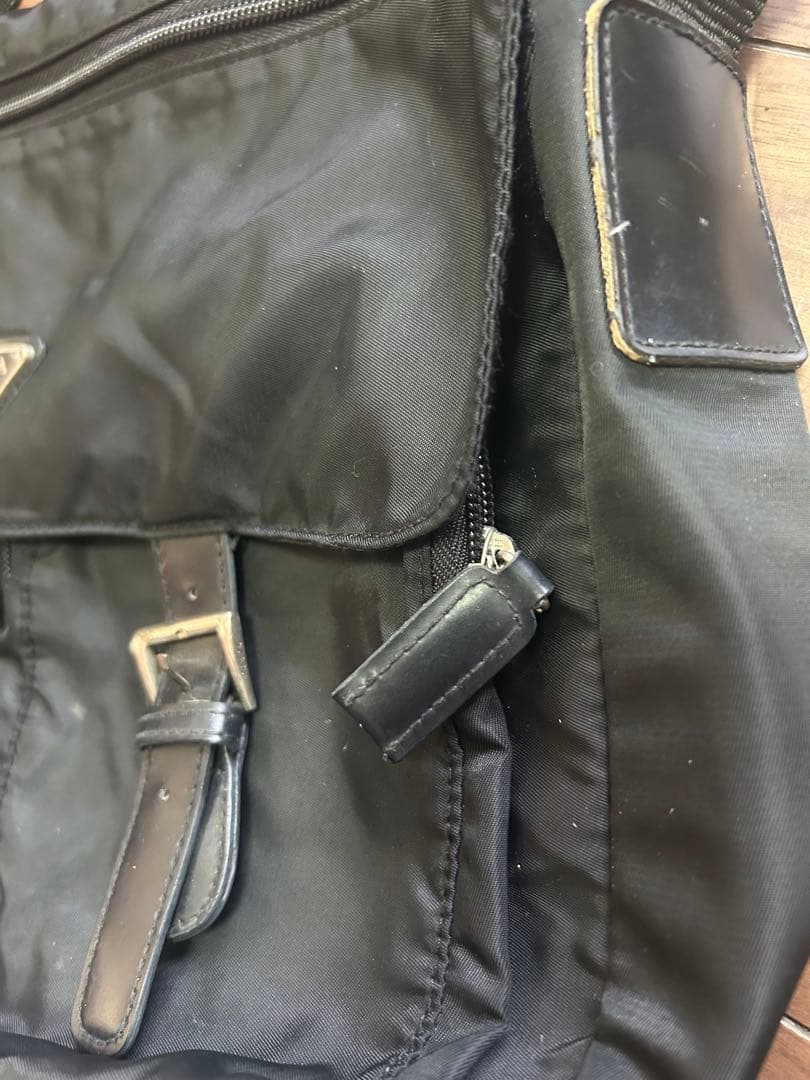 PRADAショルダーバッグ