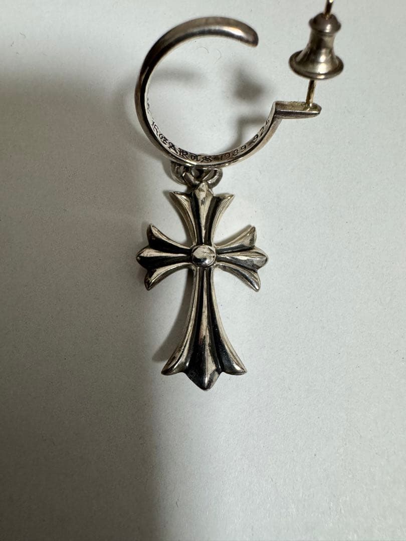 CHROME HEARTS クロムハーツ　タイニーCHクロス フープピアス