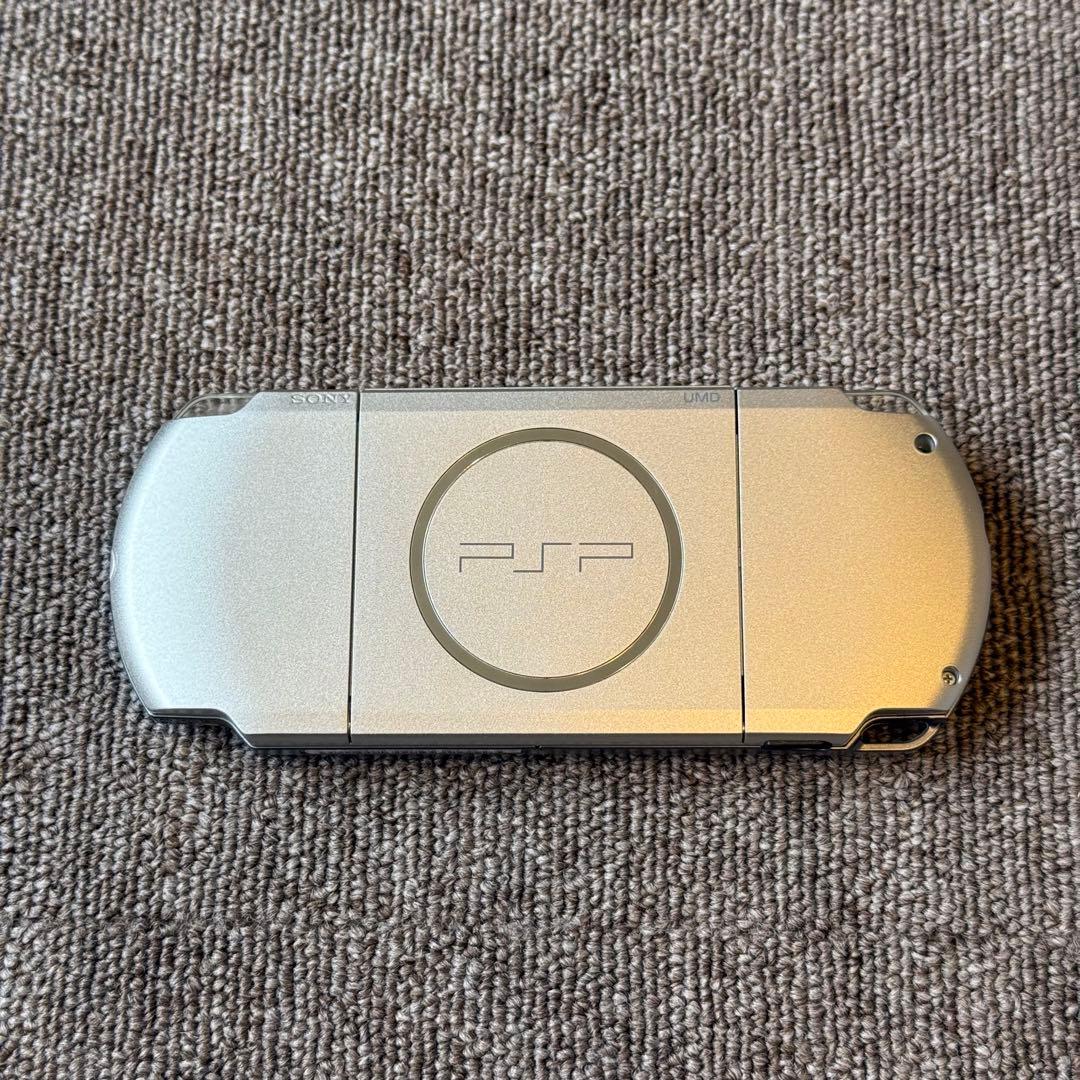 PSP-3000 ミスティックシルバー 箱付き