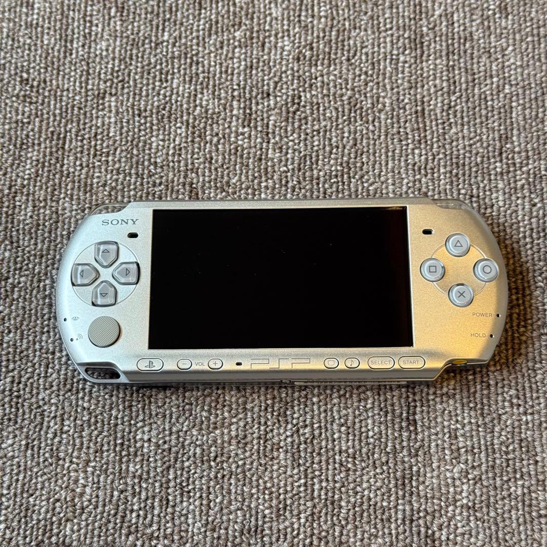 PSP-3000 ミスティックシルバー 箱付き