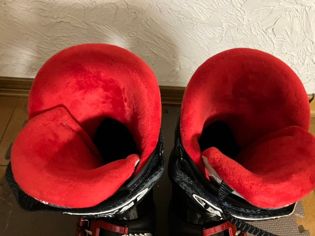 ATOMIC スキーブーツ 27〜27.5cm 足幅広め 歩行モード付　保温性高