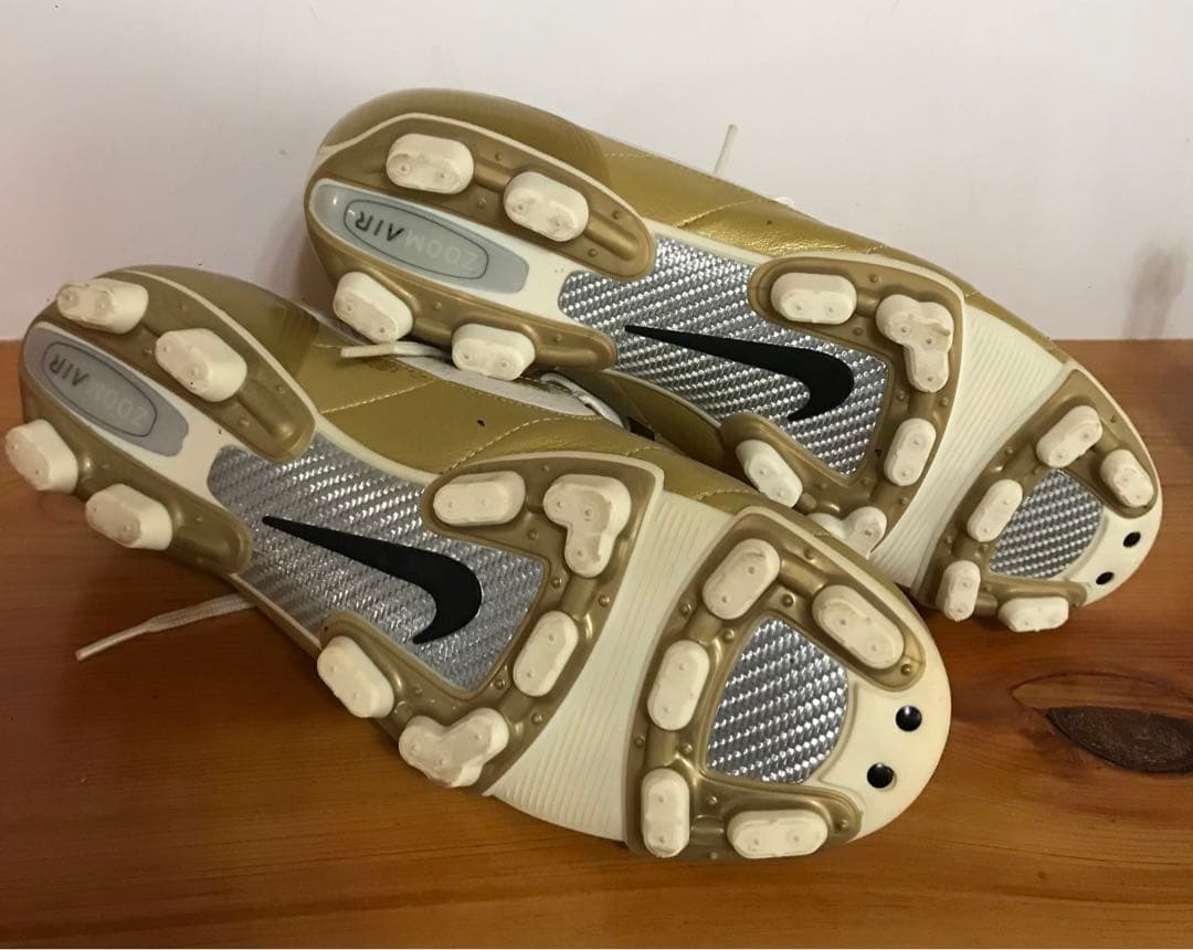 NIKE ティエンポエア　レジェンド ロナウジーニョ着用モデル 10Rゴールド