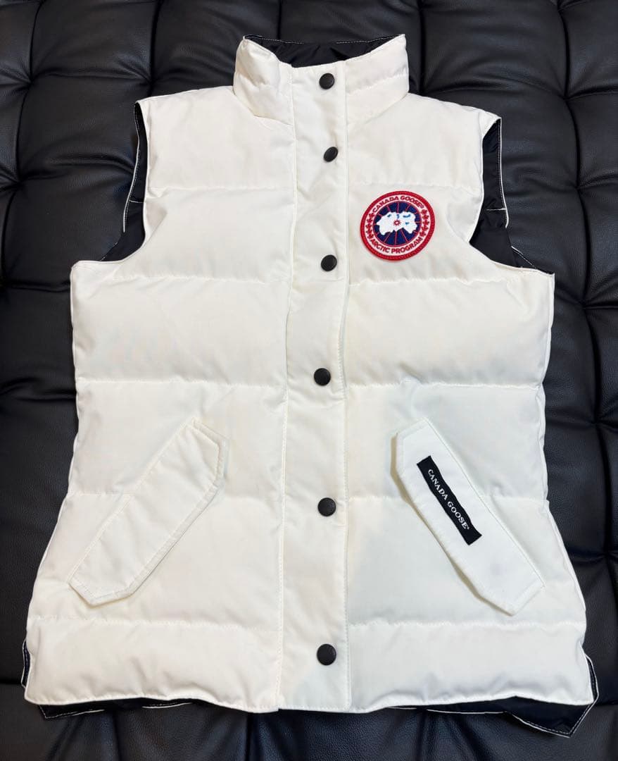 【 】カナダグース　ダウン　ベスト　ホワイト　XSサイズ