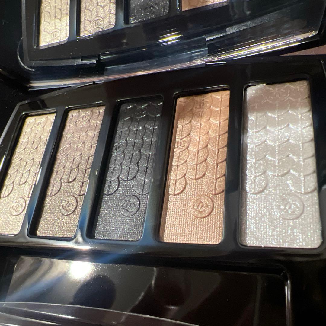 未使用品CHANEL 2023年 アイシャドウパレット 限定版
