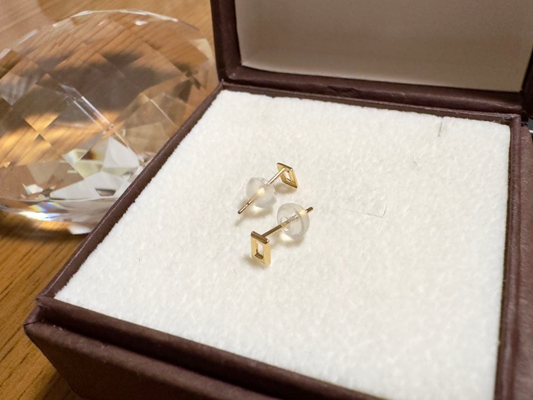 ジュエリーツツミk18ゴールドピアス華奢eteアガットアーカーヴァンドーム青山