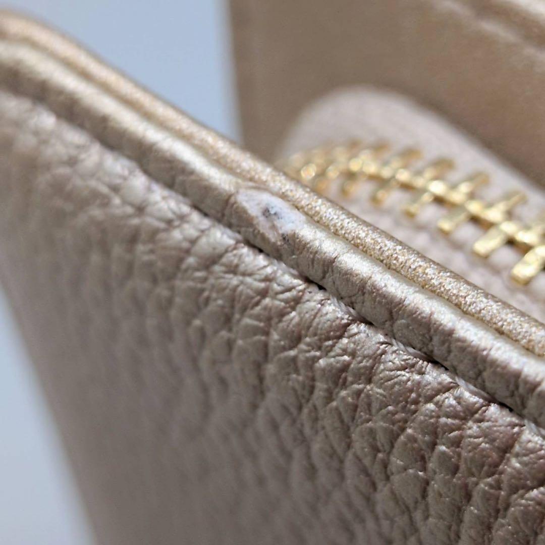 MARY QUANT マリークワント　ゴールド 二つ折り財布