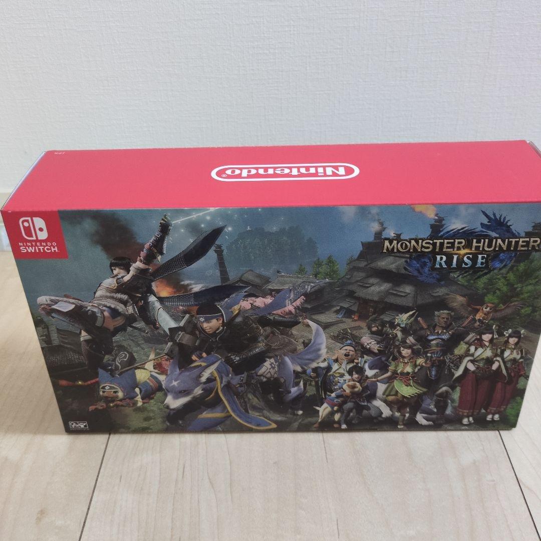 Nintendo Switch 赤/青 キャリングケース付　モンハンセット